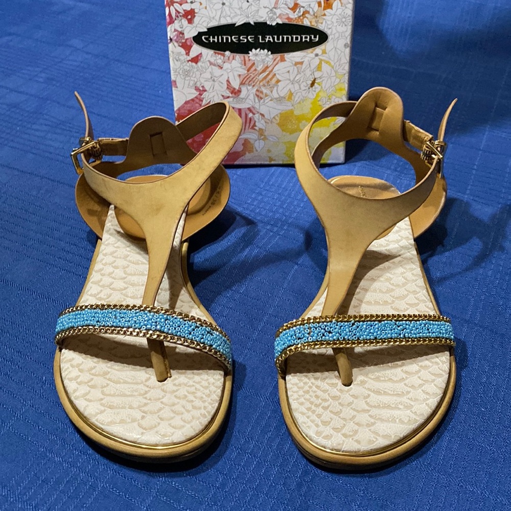 Chinese Laundry sandal, blue & tan, new